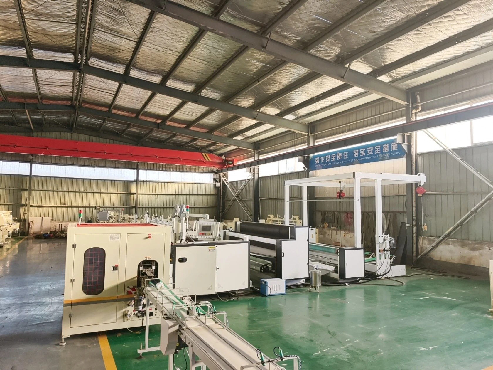 Tissue Paper Roll Machine Tissue Paper Roll Machine